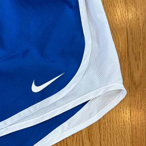 Nike Women's Royal Blue and White Athletic Shorts - University of Kentucky - Picture 3 of 6